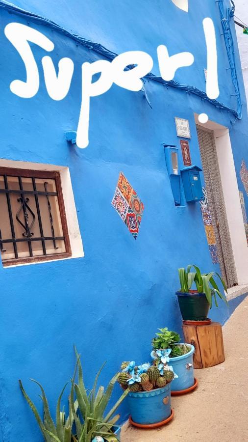 فيلا La Casa Azul تشيلفا المظهر الخارجي الصورة